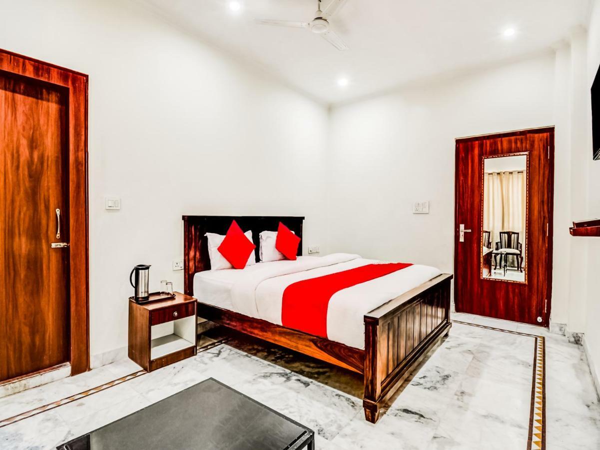 Oyo 22400 Hotel Lichana Haveli Джайпур Екстер'єр фото