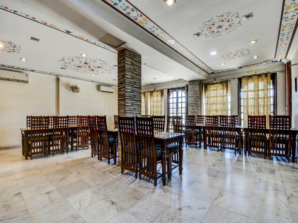 Oyo 22400 Hotel Lichana Haveli Джайпур Екстер'єр фото